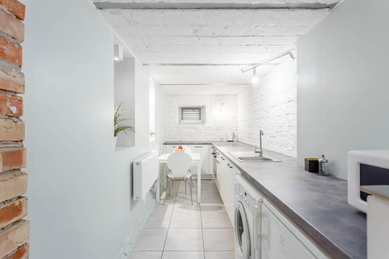Chill Apartments Gersona วอร์ซอ ภายนอก รูปภาพ