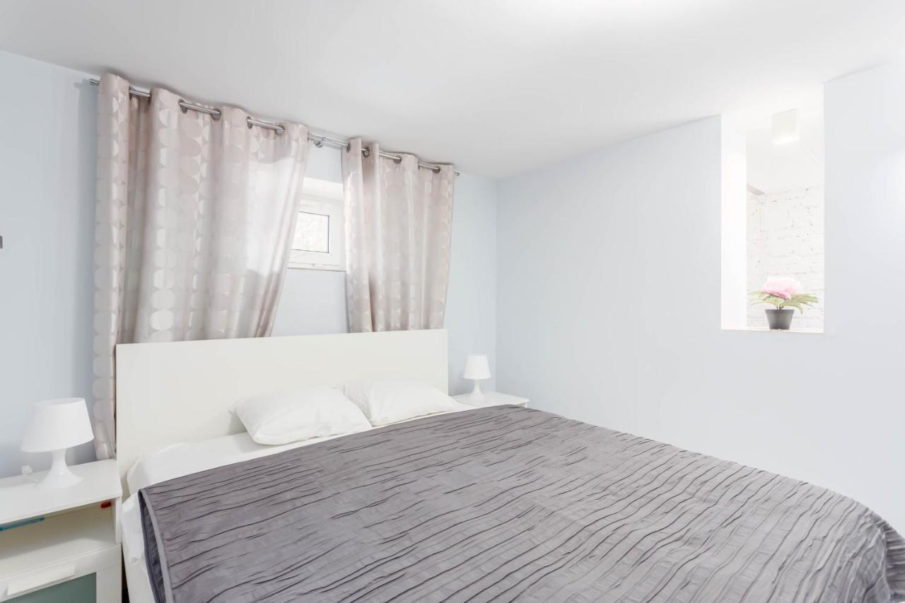 Chill Apartments Gersona วอร์ซอ ภายนอก รูปภาพ